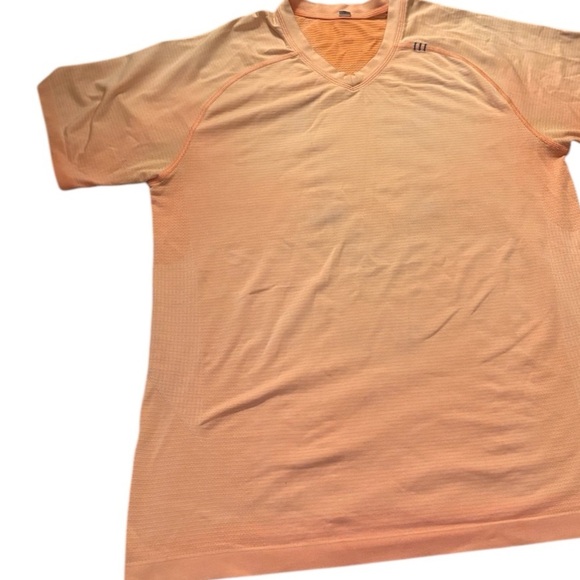 lululemon athletica Other - Lululemon Metal Vent Tech  medium